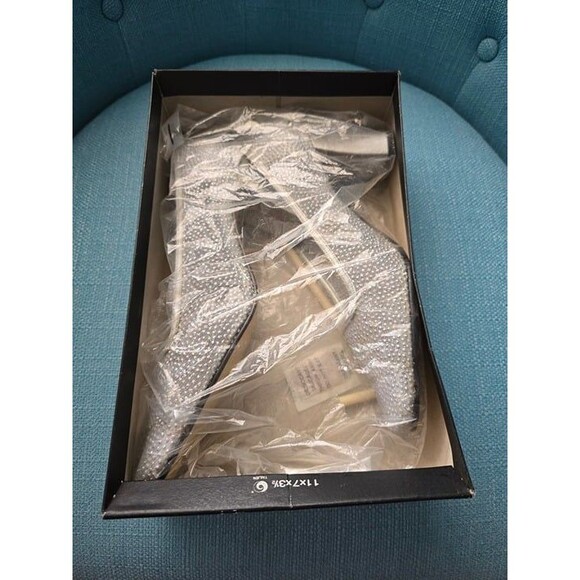 APOSTROPHE SILVER SPARKLE CORETTA FORMAL PUMPS - Picture 7 of 8